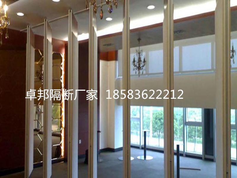 文章附图