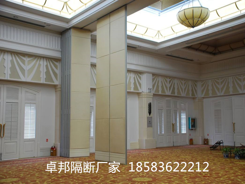 文章附图